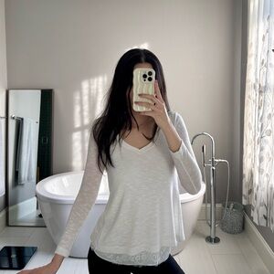 White House Black Market White Long Sleeve V-Neck Top